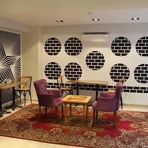 The Reina Hotel Estambul